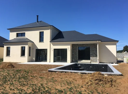 maison neuve construite par le constructeur les maisons bretonnes LMB