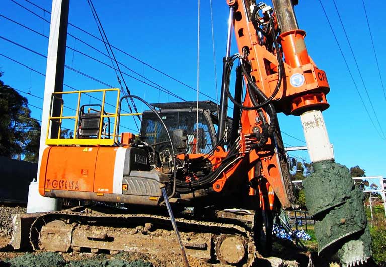 foreuse pour fondations de maison sur pieux